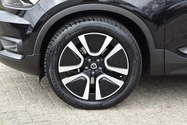 Volvo XC40 (2020) thumbnail 6
