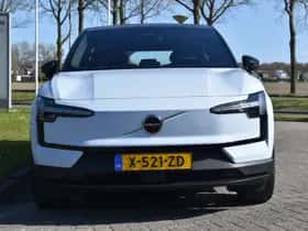 Volvo EX30 (2024) thumbnail 2