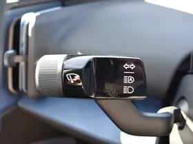 Volvo EX30 (2024) thumbnail 25