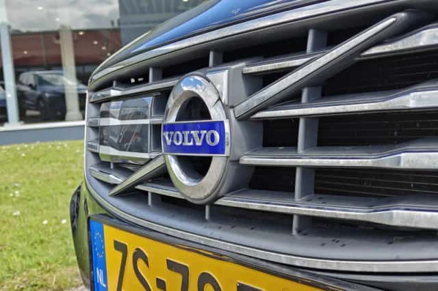 Volvo V70 (2016) thumbnail 4
