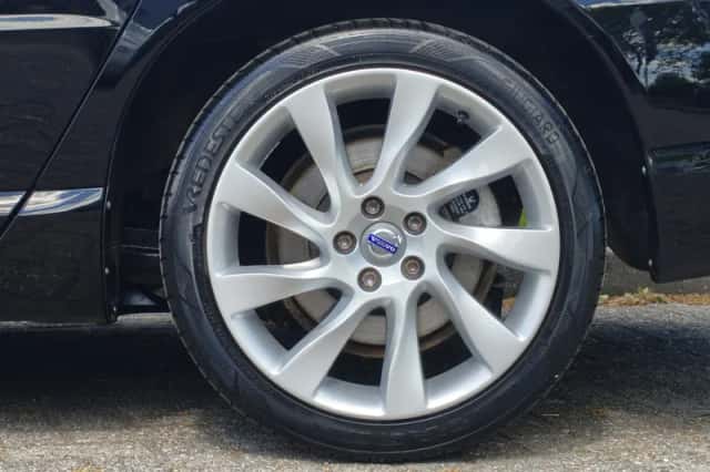 Volvo V70 (2016) thumbnail 5
