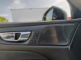 Volvo S60 (2021) thumbnail 30