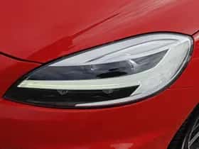 Volvo V40 (2019) thumbnail 3