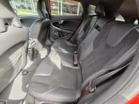 Volvo V40 (2019) thumbnail 25