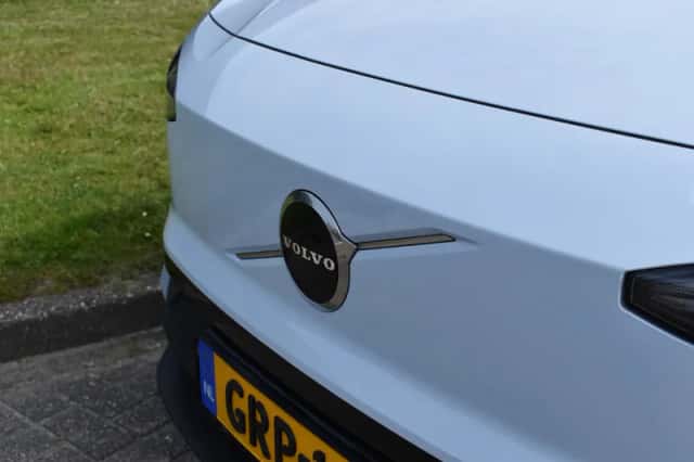 Volvo EX30 (2024) thumbnail 5
