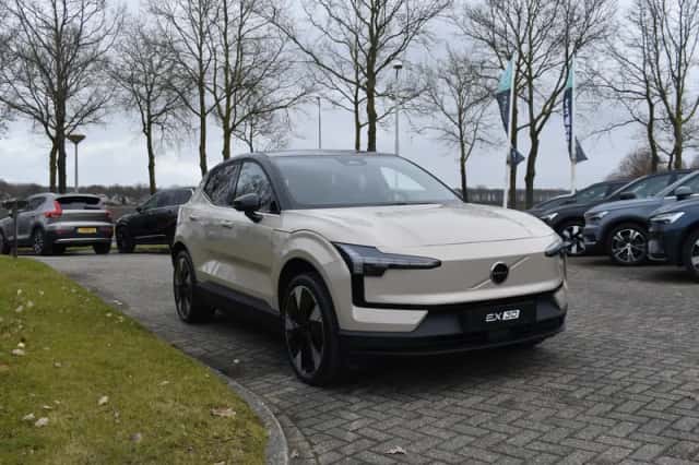 Volvo EX30 (2026) thumbnail 2