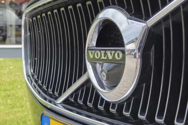 Volvo V90 (2017) thumbnail 4