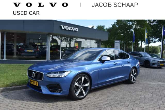 Volvo S90 (2018) thumbnail 1