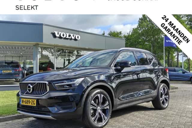 Volvo XC40 (2022) thumbnail 1