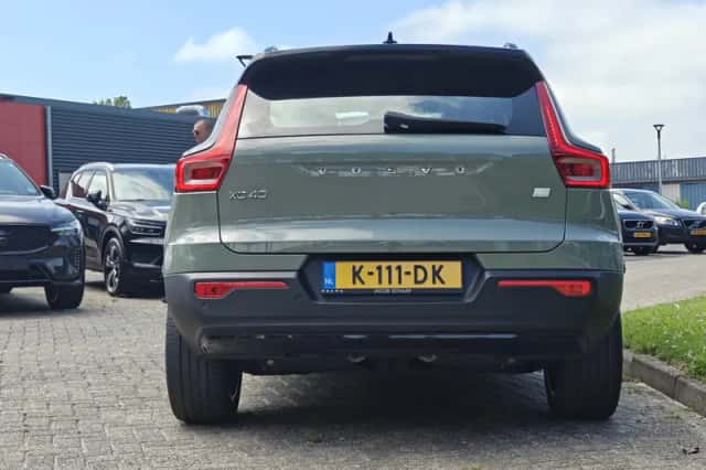 Volvo XC40 (2020) thumbnail 5