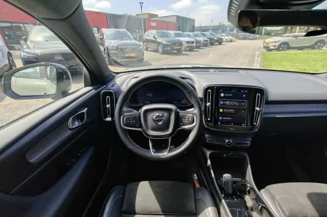 Volvo XC40 (2020) thumbnail 6