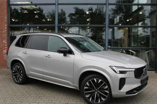 Volvo XC90 (2025) thumbnail 1