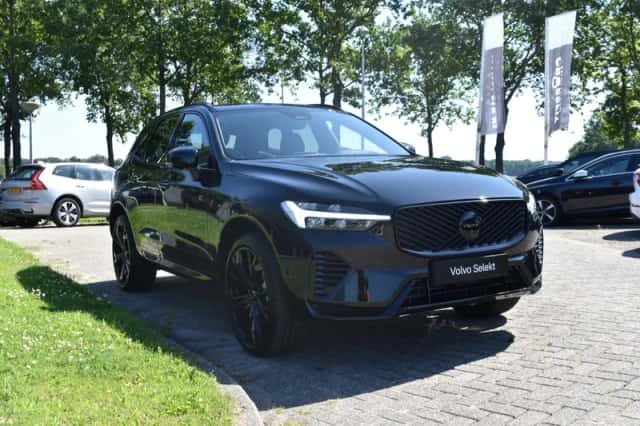Volvo XC60 (2025) thumbnail 2