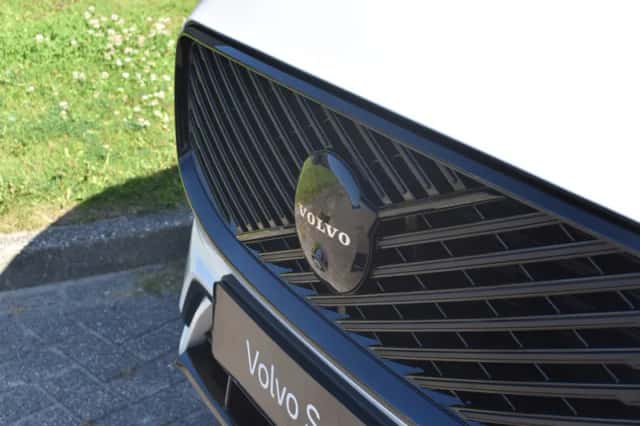 Volvo XC60 (2025) thumbnail 5