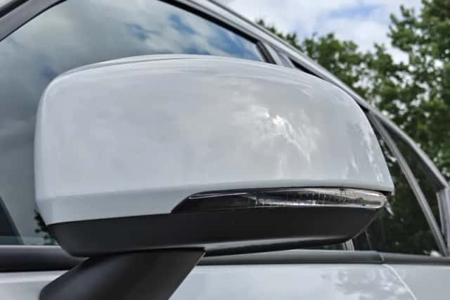 Volvo XC40 (2020) thumbnail 5