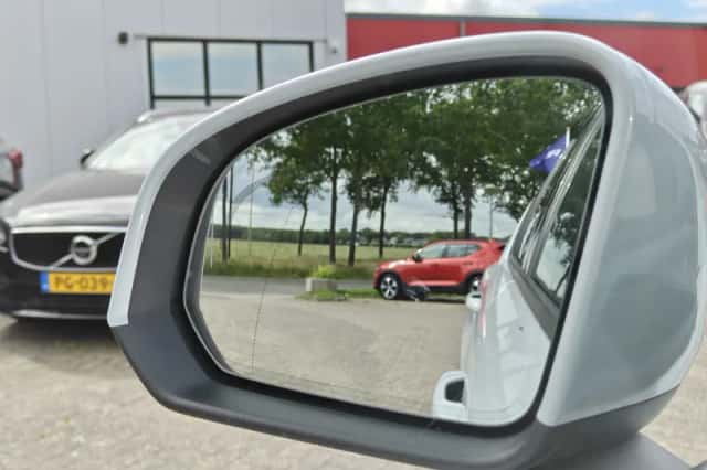 Volvo XC40 (2020) thumbnail 6