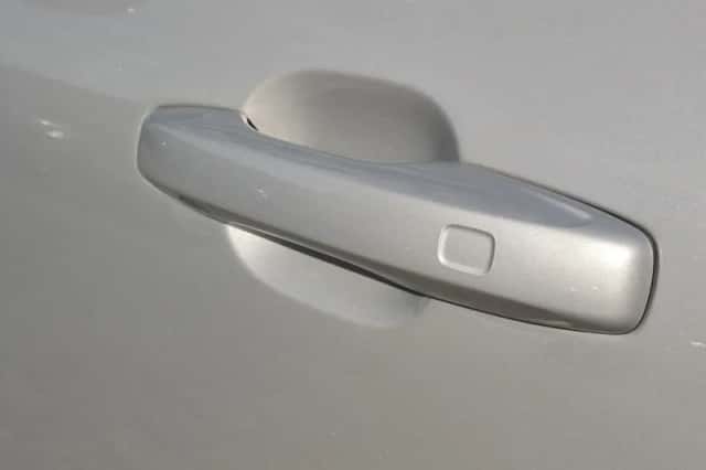 Volvo XC60 (2023) thumbnail 6