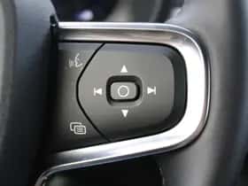 Volvo XC40 (2024) thumbnail 21