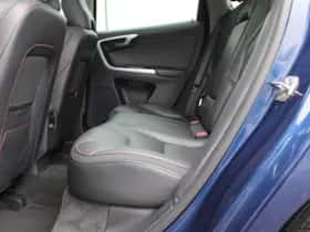Volvo XC60 (2015) thumbnail 17
