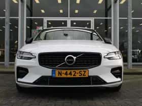 Volvo S60 (2022) thumbnail 4