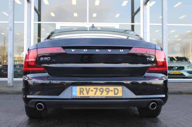 Volvo S90 (2018) thumbnail 5