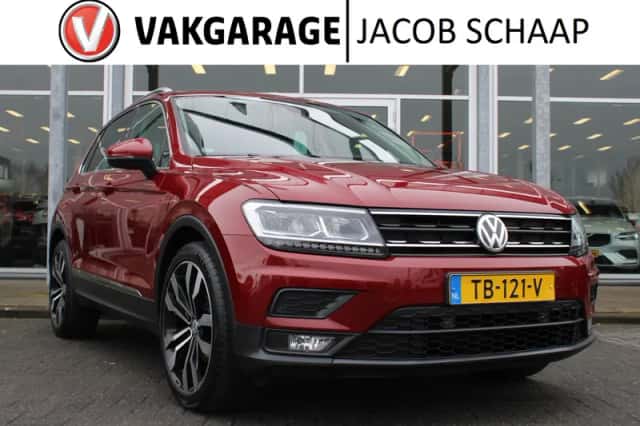 Volkswagen Tiguan (2018) thumbnail 1