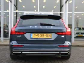 Volvo V60 (2022) thumbnail 5