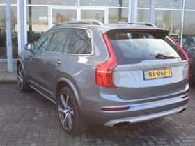 Volvo XC90 (2017) thumbnail 32