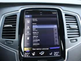 Volvo XC90 (2017) thumbnail 49