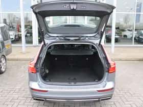 Volvo V60 (2021) thumbnail 6