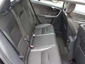 Volvo V60 thumbnail 37