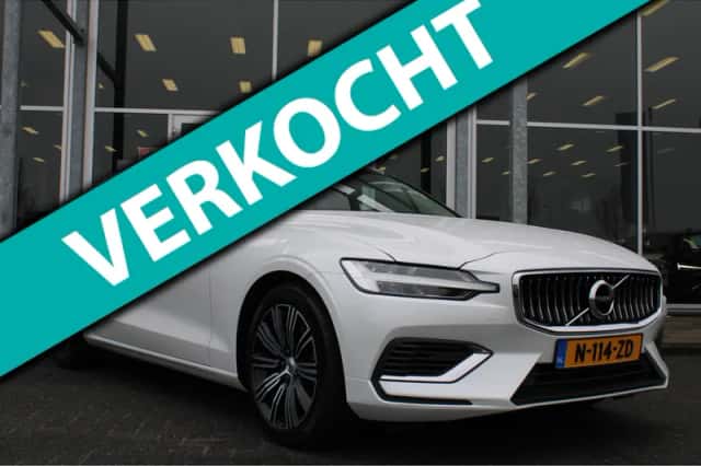 Volvo V60 (2022) thumbnail 1