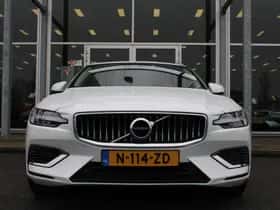 Volvo V60 (2022) thumbnail 4