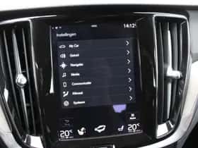 Volvo V60 (2022) thumbnail 42