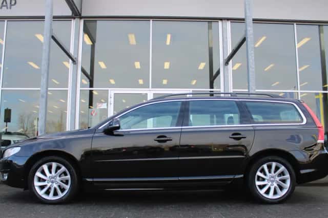Volvo V70 (2016) thumbnail 2