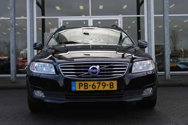 Volvo V70 (2016) thumbnail 4