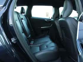 Volvo XC60 (2017) thumbnail 56