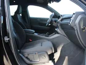 Volvo C40 (2023) thumbnail 53