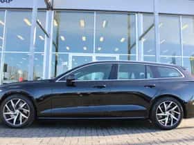 Volvo V60 (2018) thumbnail 2
