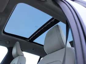Volvo XC40 (2021) thumbnail 13