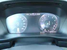 Volvo XC40 (2021) thumbnail 21
