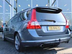 Volvo V70 (2010) thumbnail 3