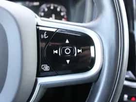 Volvo V60 (2021) thumbnail 25