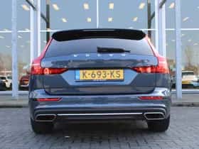 Volvo V60 (2021) thumbnail 5