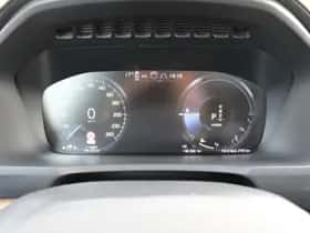 Volvo XC90 thumbnail 24