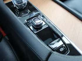 Volvo XC90 thumbnail 30