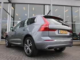 Volvo XC60 (2019) thumbnail 3