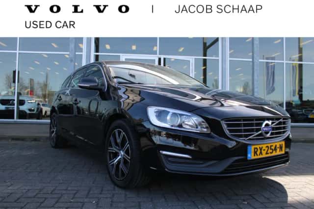 Volvo V60 (2018) thumbnail 1