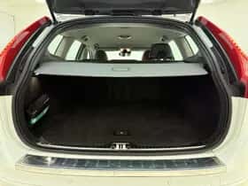 Volvo XC60 thumbnail 4
