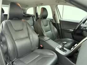 Volvo XC60 thumbnail 6